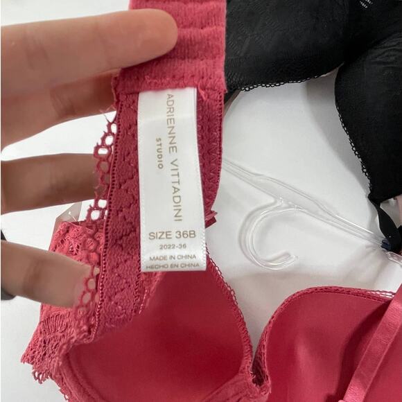 Adrienne Vittadini Front Crochet Detail Full Cup Underwired Bra 3 pack 36B NEW - Picture 7 of 14